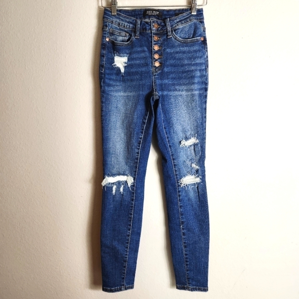 Judy Blue Mid Rise Medium Wash Skinny Jeans W/Thermal Patch Insert-Size 3/26